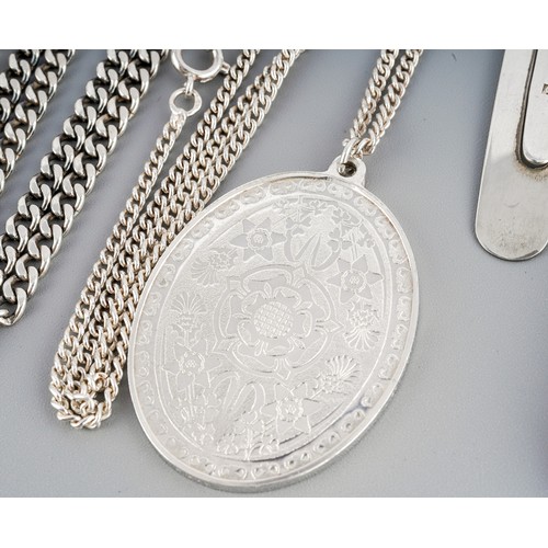 9 - Collection of silver and white metal jewellery to include own book mark, posy holder, chains and pen... 