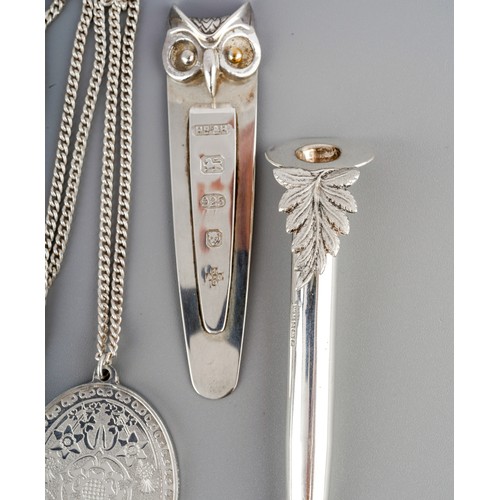 9 - Collection of silver and white metal jewellery to include own book mark, posy holder, chains and pen... 