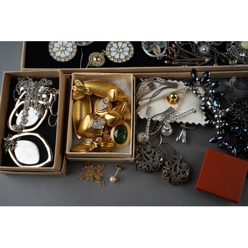 31 - Collection of silver earrings, white metal bangle, long honora pearl necklace, costume jewellery, wa... 