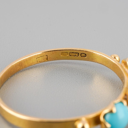 45 - An 18k gold three stone ring set with turquoise, UK size L, gross weight approx. 1.2g