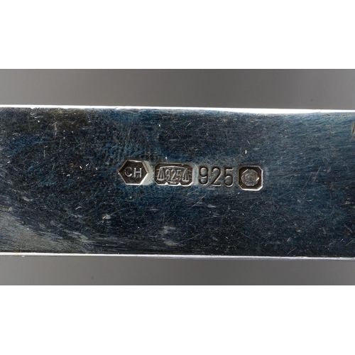 47 - A Modern silver ingot, hallmarked CH, Sheffield, 1977, Jubilee mark on suspension silver chain toget... 