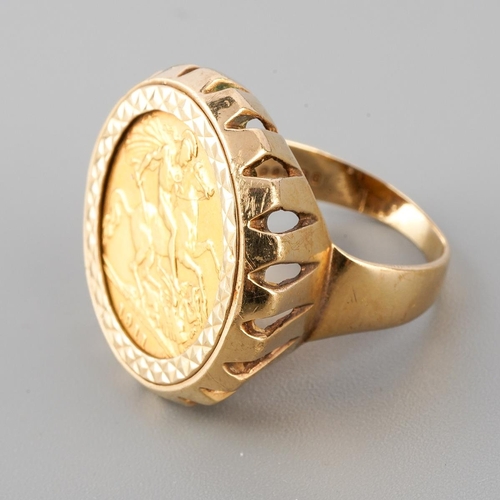 58 - 1911 half sovereign ring, mounted in 9 ct gold, gross weight approx. 9.9g, UK size P 1/2