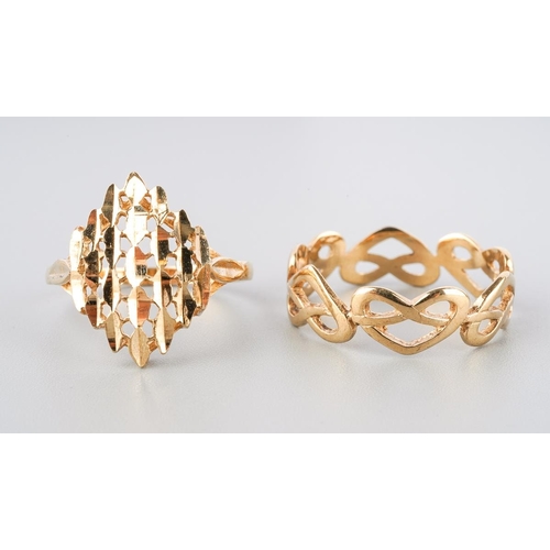 129 - Two 9 ct rings to include infinity twist ring, UK sizes W and S, gross weight approx. 4.6g