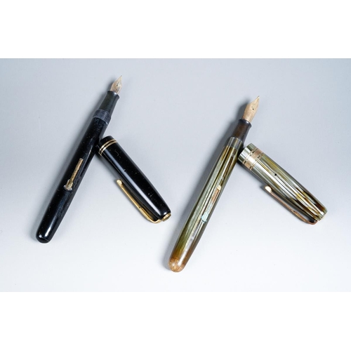 406 - A vintage Waterman W5 grey striated lever fill fountain pen with gilt bands to cap, the nib stamped ... 