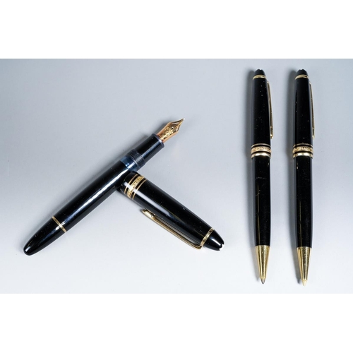 420 - A Montblanc Meisterstuck Trio to include a black and gilt Fountain Pen, 14k gold nib stamped 4810, t... 