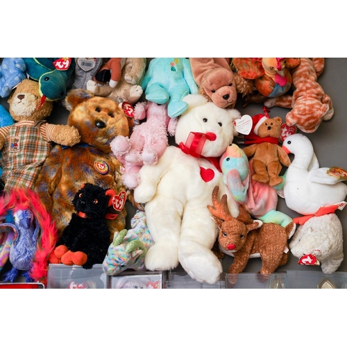 433 - An extensive collection of TY The Beanie Babies Collection, all animals, most with Tags, approx 100+... 