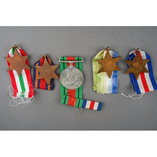 21 - WW2 British Campaign Medal collection comprising of France & Germany Star, Atlantic Star, Italy Star... 