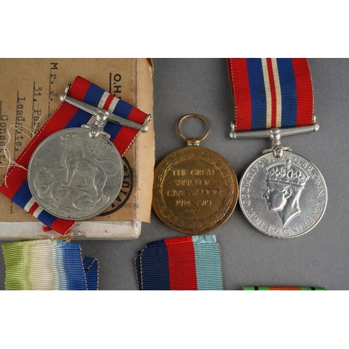 19 - A collection of British Medals
Boxed Defence and War Medal, to J Quinn of the RASC
1939 to 45 Star
A... 