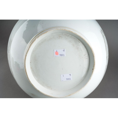 254 - An early 19th Century Chamberlain Worcester large punch bowl decorated with large bat prints of past... 