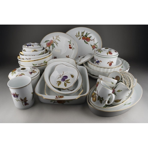 261 - Two boxes of Royal Worcester Evesham pattern oven to table wares and two pieces in the Wild Harvest ... 