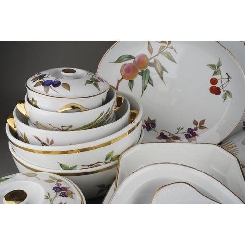 261 - Two boxes of Royal Worcester Evesham pattern oven to table wares and two pieces in the Wild Harvest ... 