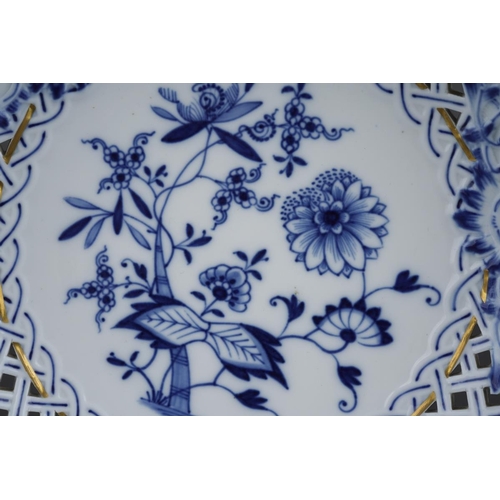 270 - A Meissen Blue Onion pattern wavy rimmed and pierced circular dish, crossed sword marks verso and nu... 