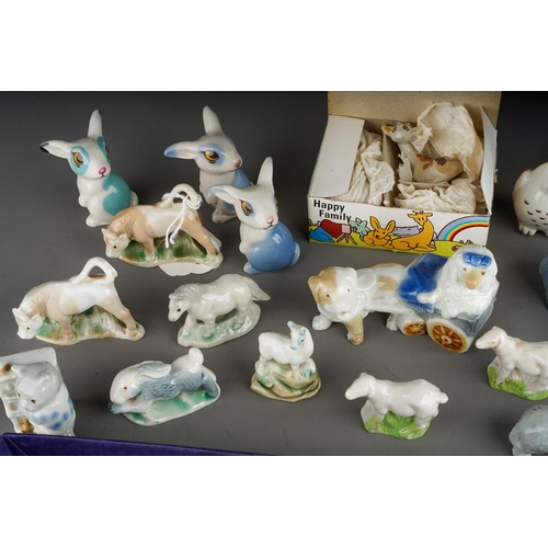 WADE: a collection of Wade Minikins, early Whimsies and other figures ...