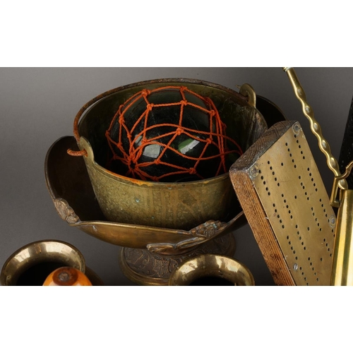 75 - Assorted English and Continental copper and brass including a pair of Indian urns / bowls, chestnut ... 