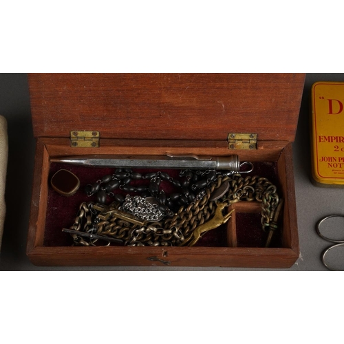 105 - Collector's lot including cased carved pipe with birds talon detail and amber spout together with ca... 