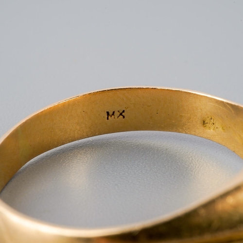 297 - A synthetic moissanite single stone ring. The synthetic moissanite, within an extended claw setting,... 