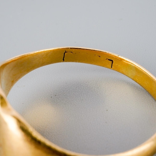 299 - A 9ct gold signet ring. Hallmark indistinct, approx ring size Z, approx gross weight 8.34 grams.