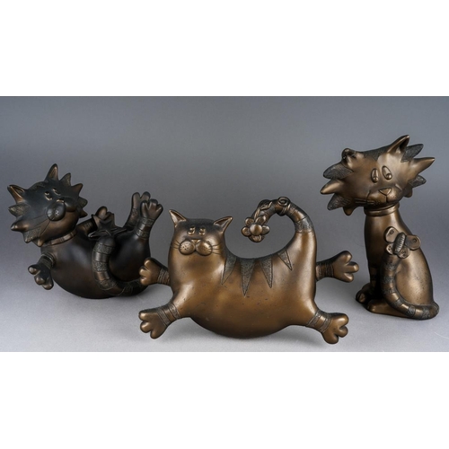 18 - A set of three Helen Rhodes bronzed resin limited edition cat figures, comprising Praline (flower on... 