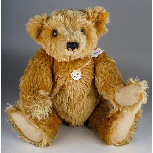 25 - A Steiff golden mohair replica 