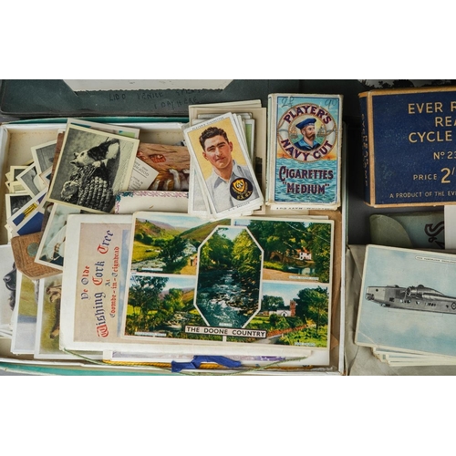 501 - Assorted early 20th Century postcards mainly French topographical, loose and in album some pages dat... 