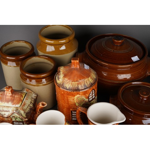 516 - Assorted ceramics to include Cottage Ware part tea set, 1970s style cups and saucers, earthenware tr... 