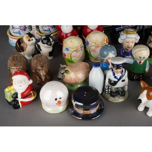 520 - A Lenox Collection The Pooh and Tigger salt & pepper set with Certificate together with further nove... 