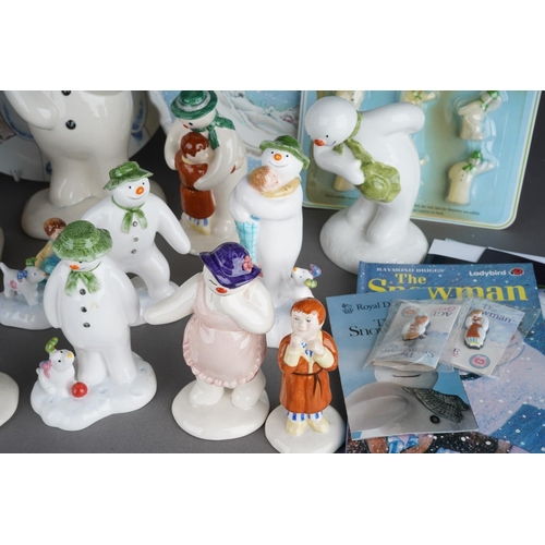 523 - Assorted collection of Royal Doulton Gift Collection and Beswick 