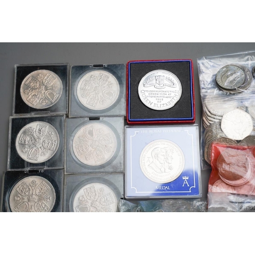 527 - Pre 1947 silver coins (65 grams approx) Pre 1920 silver coins (33.5 grams approx) Mixed foreign silv... 