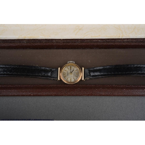 529 - A collection of ladies watches to include 9 ct ladies watch ( approx. 15g), 9 ct gold  Avia watch ( ... 