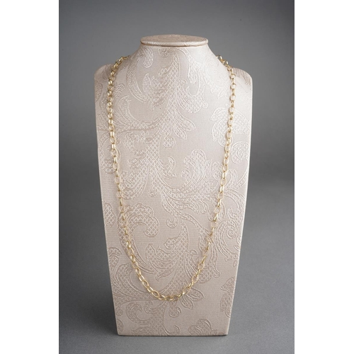 540 - A 9ct gold necklace. Designed as a 9ct yellow gold chain, 9ct gold import marks for London, approx l... 