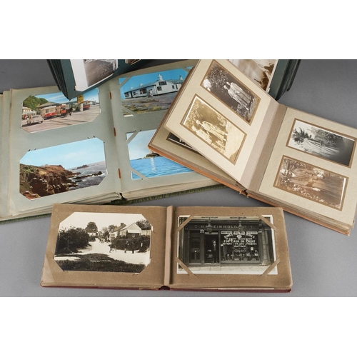 698 - Collection of 4 albums of various early 20th century and later post cards and photographic post card... 