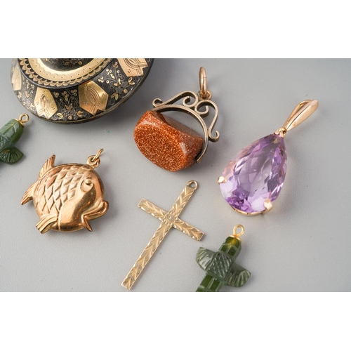 1054 - A collection of late 19th century to modern jewellery. To include a late 19th century pique tortoise... 