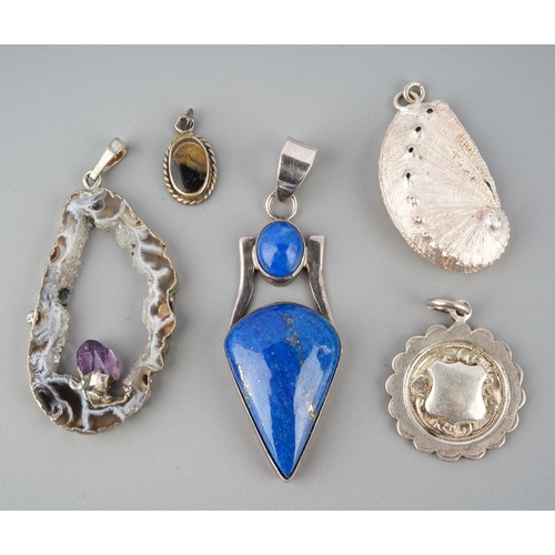 779 - A collection of silver and white metal jewellery. Approx gross weight 26 grams.