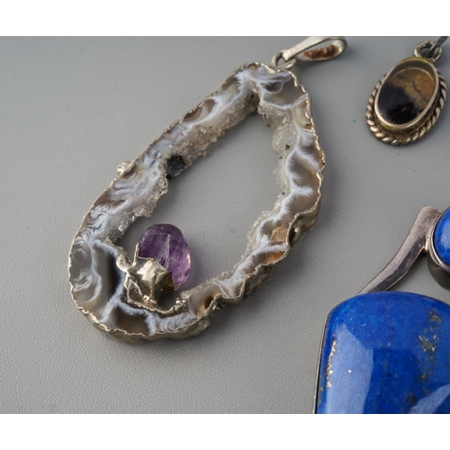 779 - A collection of silver and white metal jewellery. Approx gross weight 26 grams.