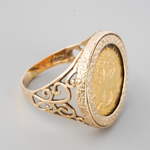 886 - A 1913 half sovereign ring mounted in 9 ct mount, gross weight approx. 7.8g, UK size S