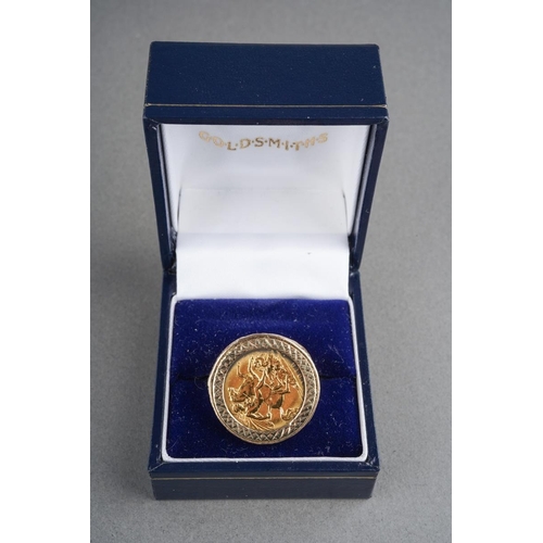886 - A 1913 half sovereign ring mounted in 9 ct mount, gross weight approx. 7.8g, UK size S