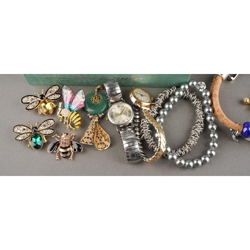 898 - A group of costume jewellery to include tiger eye necklace, jade pendant, novelty bug brooches, watc... 