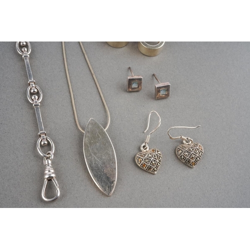 930 - A collection of silver and white metal jewellery. To include a silver necklace (hallmarked), four pa... 