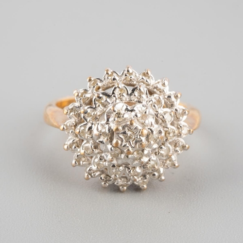 934 - A 9ct gold diamond cluster ring. Hallmarked 9ct gold, stamped 0.25, approx ring size G 1/2, approx g... 