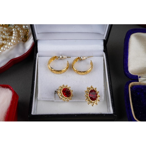 977 - Collection of costume jewellery to include a pair of 9 ct gold studs (1g approx), Scottish brooch, p... 