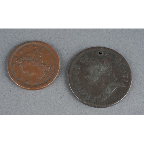 687 - Collection of Mix of UK & foriegn coins to include pre 1947 silver coins (16.5g approx), pre 1920 si... 