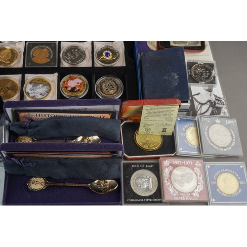 663 - Pobjoy Mint, International Year of The Disabled crown coin set 
Large collection of plated commerati... 