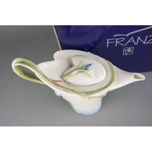 7 - A boxed Franz Porcelain Bluebell Teapot, FZ00876 [1]