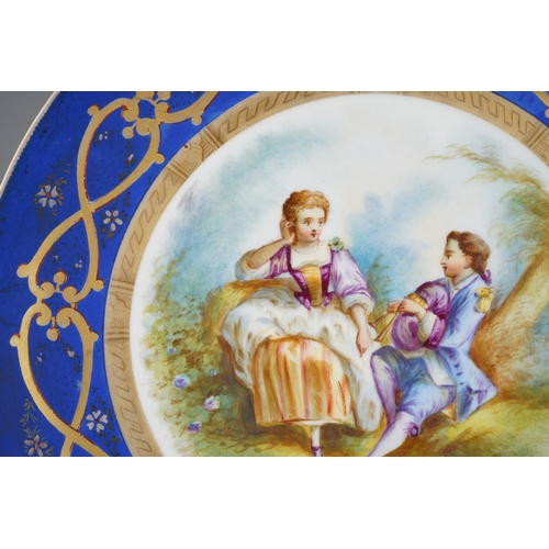 36 - A late 19th / early 20th Century Continental cabinet plate in the manner of Sevres, the centre paint... 