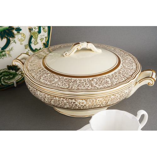 86 - Assorted ceramics including Mason's Mandalay dinner plate, a pair of Grindley Creampetal Berkeley tu... 