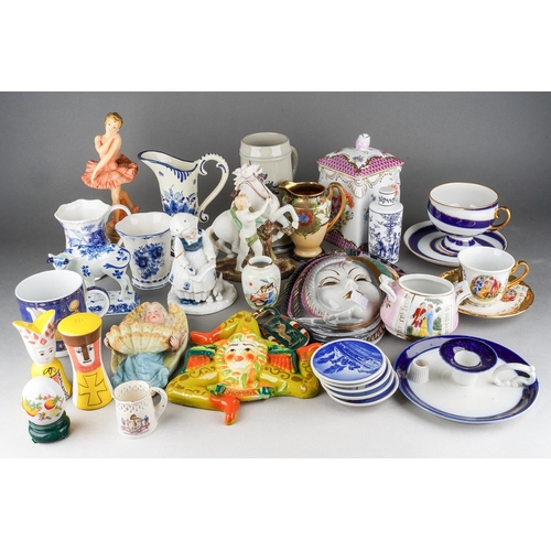 187 - Collection of Continental porcelain including Meissen style box and cover painted with flowers, five... 