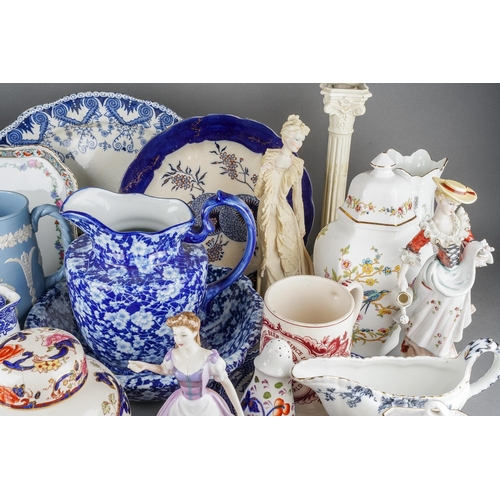 196 - A collection of mainly late 19th Century and 20th Century ceramics to include plates, vase, Mason's ... 