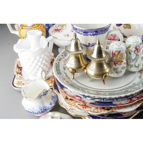 196 - A collection of mainly late 19th Century and 20th Century ceramics to include plates, vase, Mason's ... 