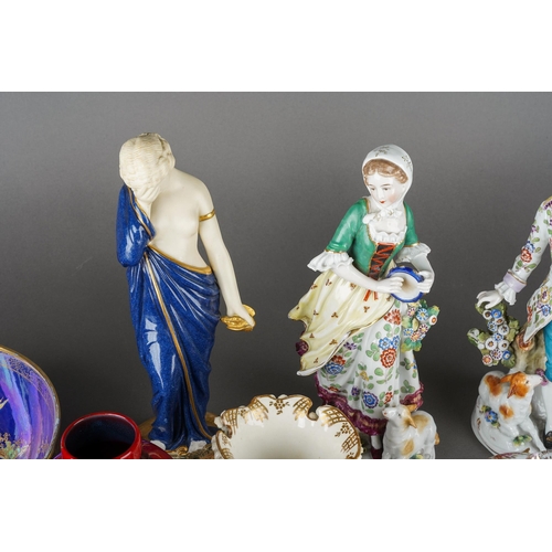 198 - A box of assorted 19th and 20th century British and Continental ceramics, including a Royal Doulton ... 