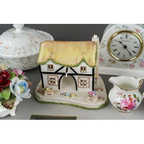 203 - A collection of ceramics to include The Coaching Inn by Coalport, Royal Doulton Flower Centrepiece, ... 